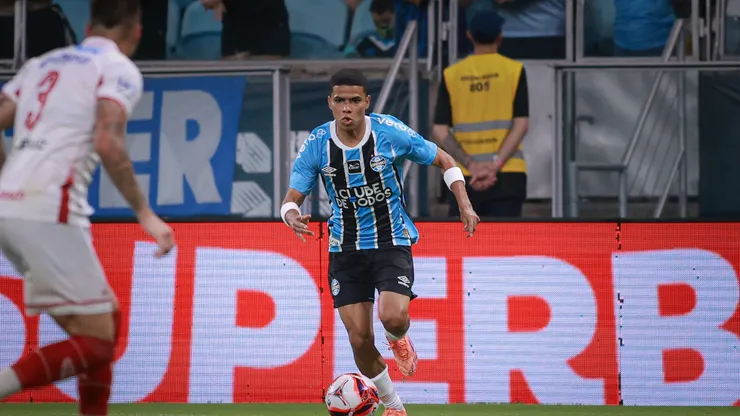 RS - PORTO ALEGRE - 17/01/2026 - GAUCHO 2026, GREMIO X SAO LUIZ-RS - Jose Enamorado jogador do Gremio durante partida contra o Sao Luiz-RS no estadio Arena do Gremio pelo campeonato Gaucho 2026. Foto: Maxi Franzoi/AGIF