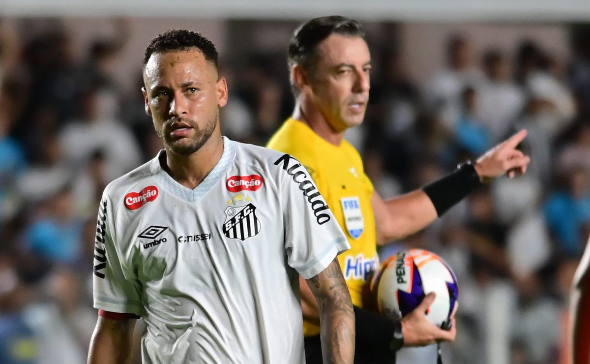 Santos sofreu três gols nos minutos finais nesta temporada e lances tiveram impacto nos resultados