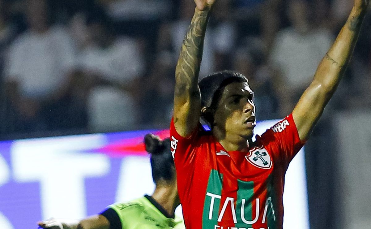 Corinthians avalia jogadores da Portuguesa e tem interesse em Everton Maceió e Bruno Bertinato