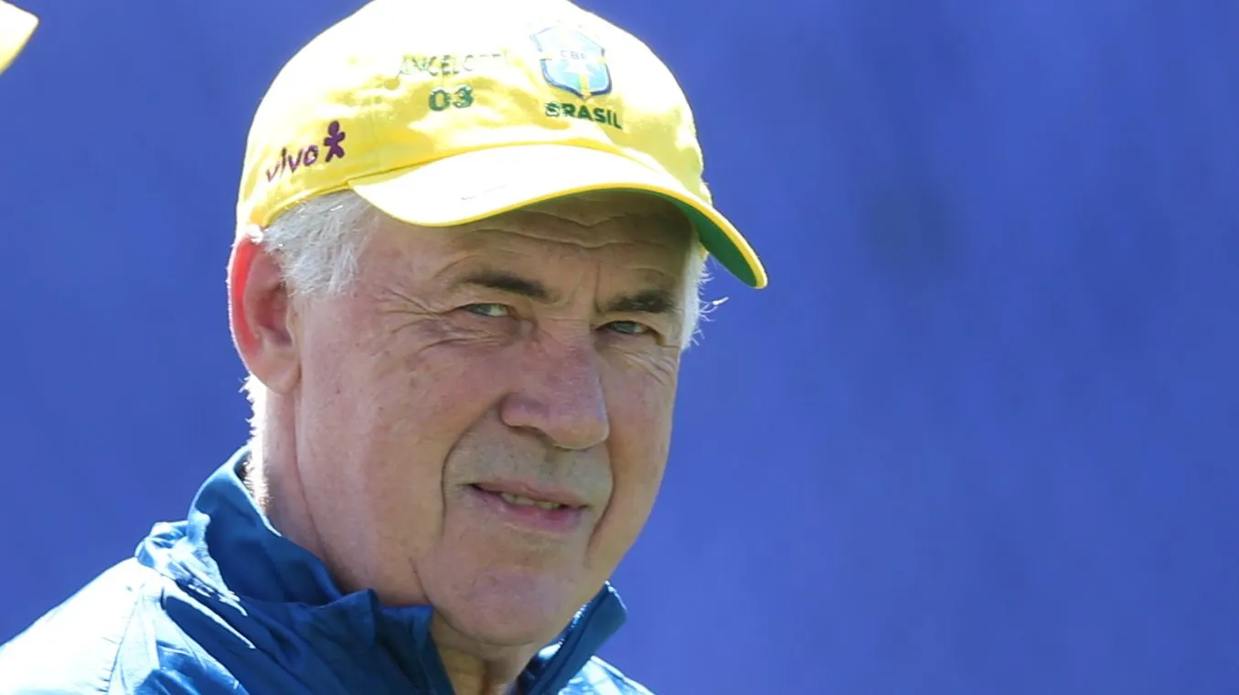 Ancelotti. Foto: Marlon Costa/AGIF