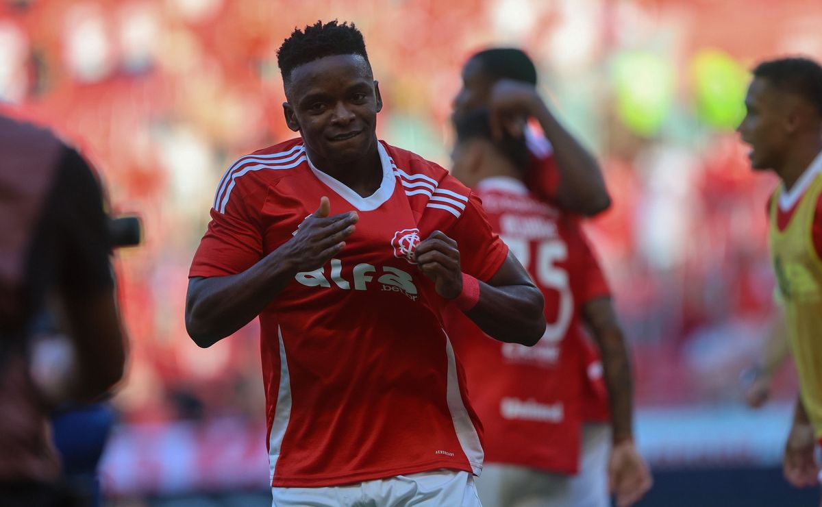 Inter pode perder Carbonero por até 12 jogos no Campeonato Brasileiro