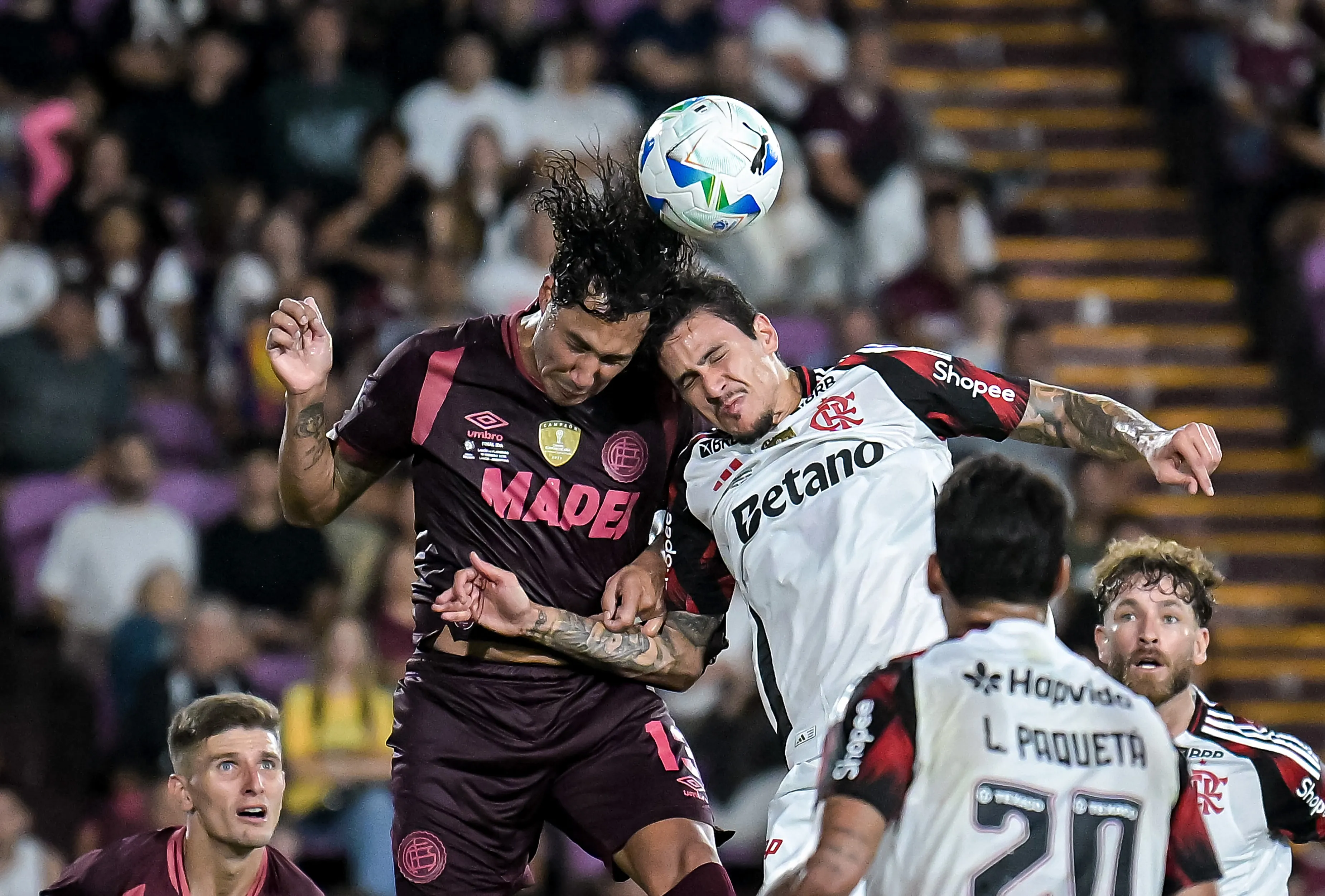 Lanís x Flamengo. (Photo by Marcelo Endelli/Getty Images)