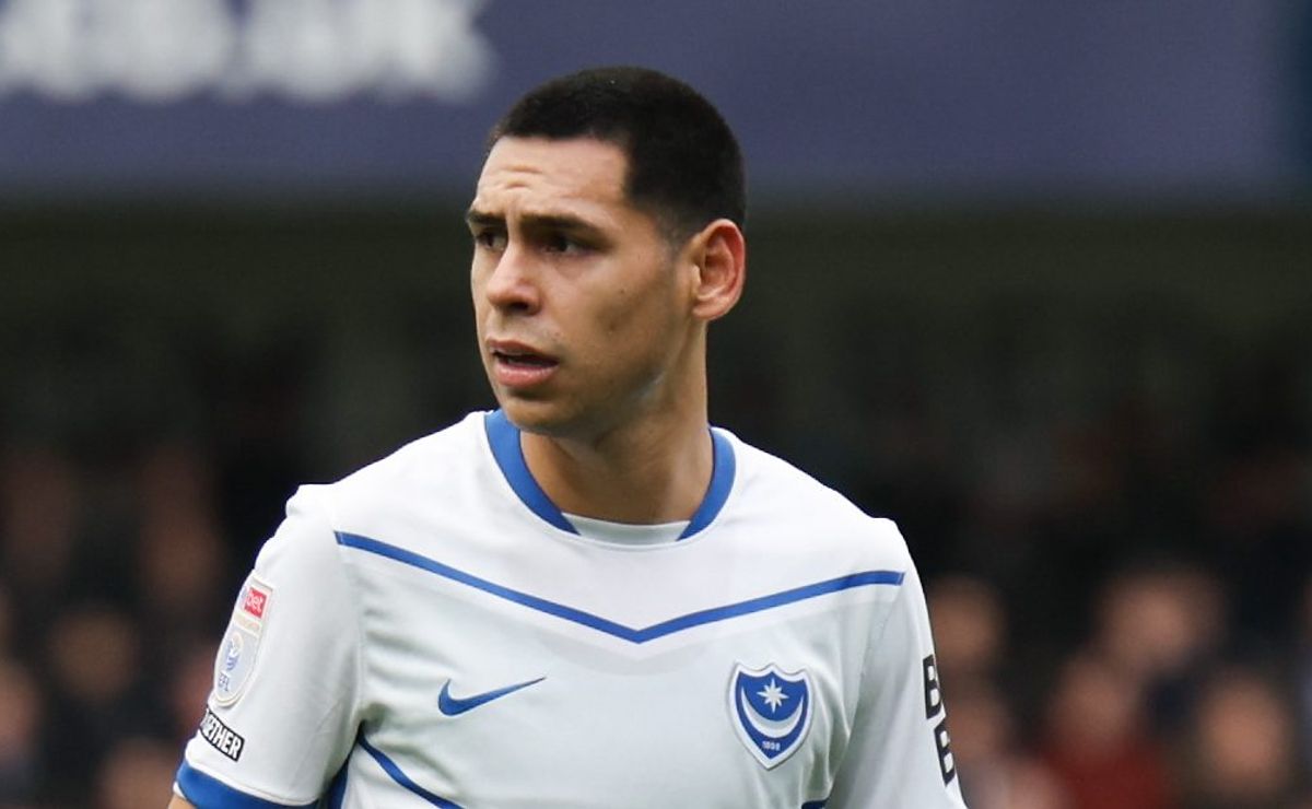 Caballero se destaca no Portsmouth, da Inglaterra, e Santos se anima com futuro do paraguaio