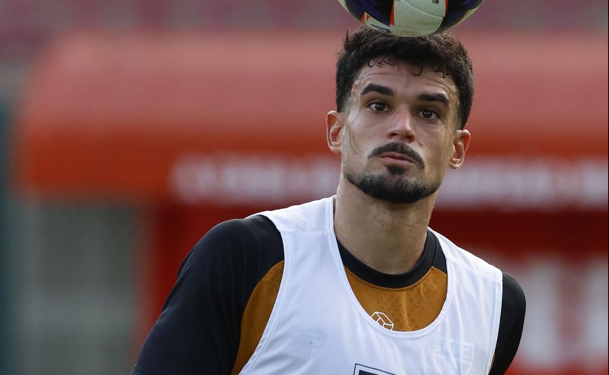 São Paulo deve ter Cauly titular com Roger Machado contra Atlético-MG e poupar Lucas Moura no sintético