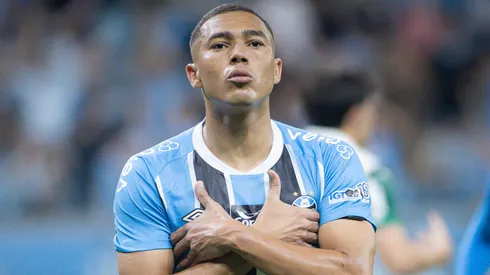 Carlos Vinícius. Foto: Maxi Franzoi/AGIF