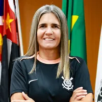 Corinthians assina com a treinadora Emily Lima para time feminino