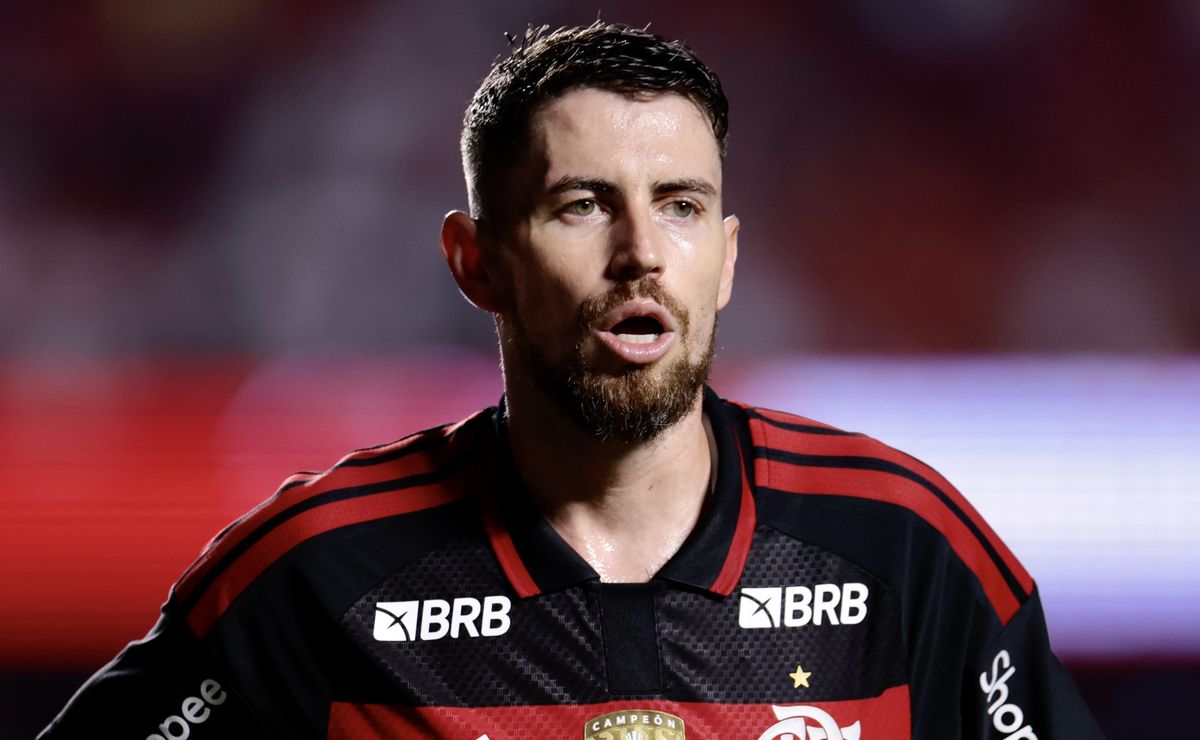 Jorginho vive expectativa de ‘reforçar’ o Flamengo contra o Lanús após retornar aos gramados em atividade
