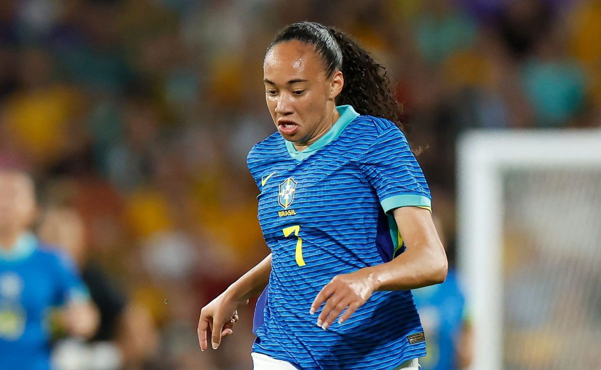 Aline Gomes é aposta de Arthur Elias na Seleção e mira firme na Data FIFA de 2026