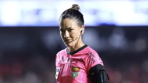 Daiane Muniz, árbitra do futebol brasileiro