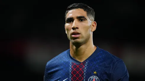 Hakimi em campo pelo PSG. (Photo by Franco Arland/Getty Images)