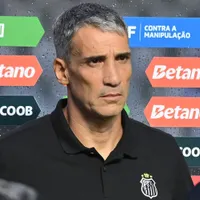 Vojvoda entra pressionado contra o Vasco no Brasileiro