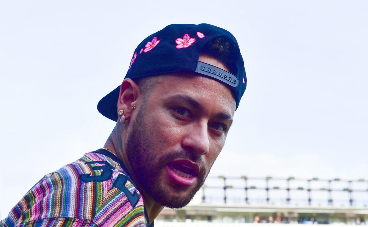 Neymar escolhe treinador ideal para o Santos e segue ao lado de Vojvoda, pressionado na Vila Belmiro