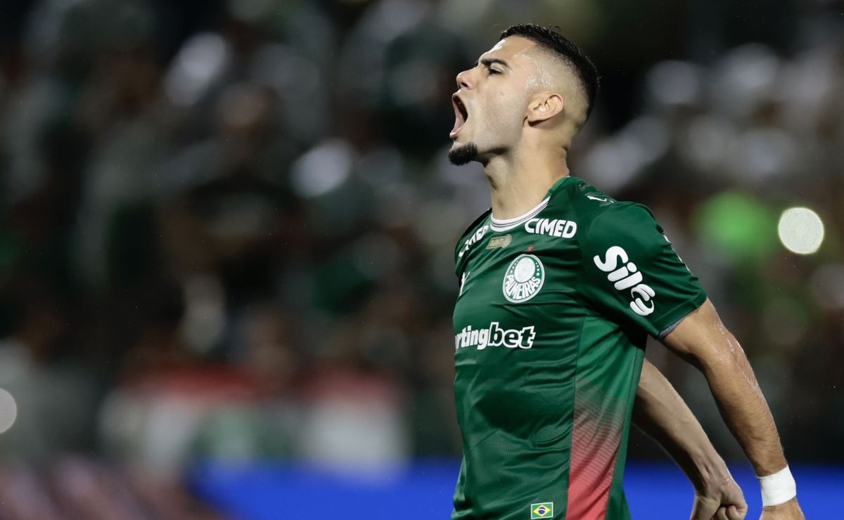 Andreas Pereira ultrapassa números no Flamengo e vive melhor fase no Palmeiras