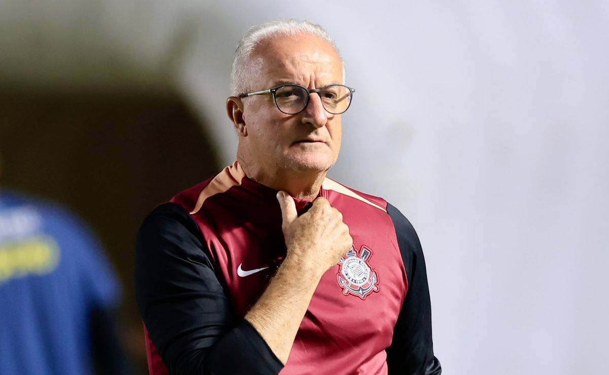 Dorival Júnior pode mexer em todas as posições para Cruzeiro x Corinthians pelo Brasileirão