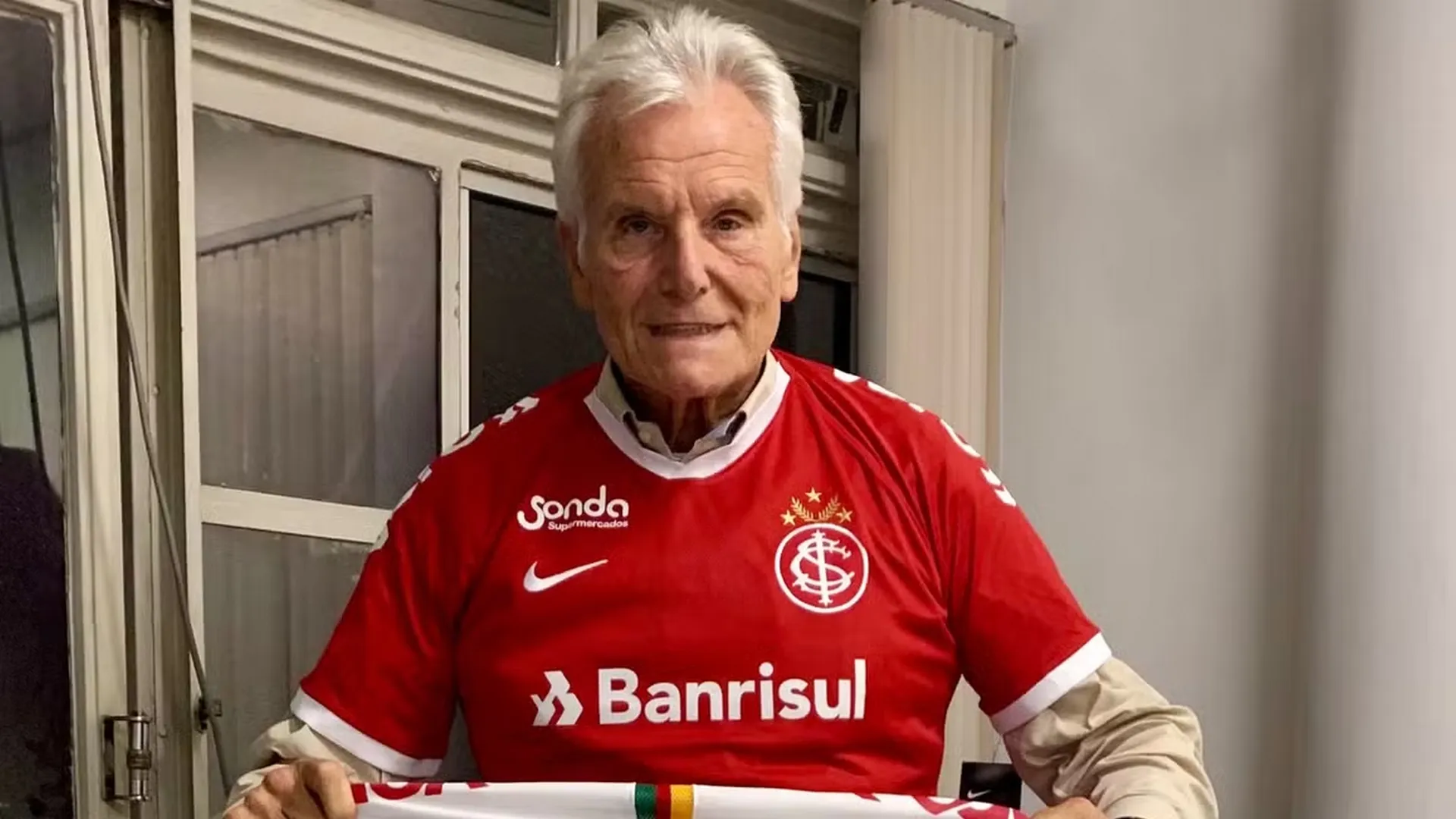 Delcir Sonda é torcedor apaixonado do Internacional, mas cobra dívida na Justiça – Foto: Divulgação/Inter