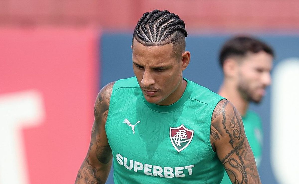 Guilherme Arana revela que gosta de atuar mais avançado no Fluminense: “Me sinto super confortável”