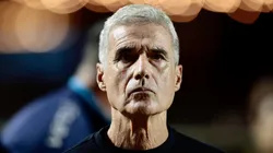 Luís Castro não corre risco de demissão no Grêmio.