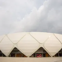 15 Fotos de Estádios da Copa de 2014 que Hoje Parecem Muito Diferentes