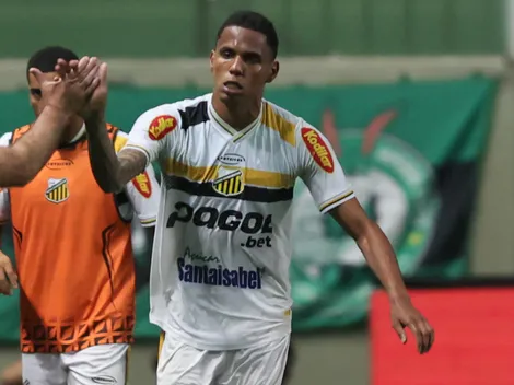 Internacional descarta Dantas e tenta fechar com Diego Carlos