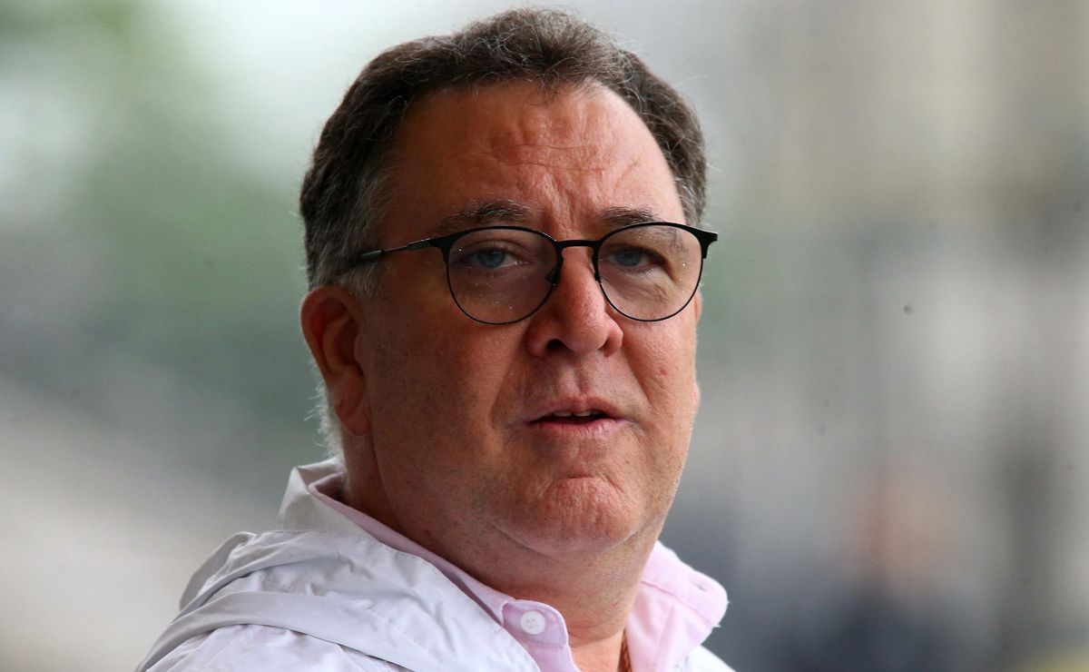 Muros do CT Rei Pelé são pichados em forma de protesto e clima no Santos é extremamente hostil