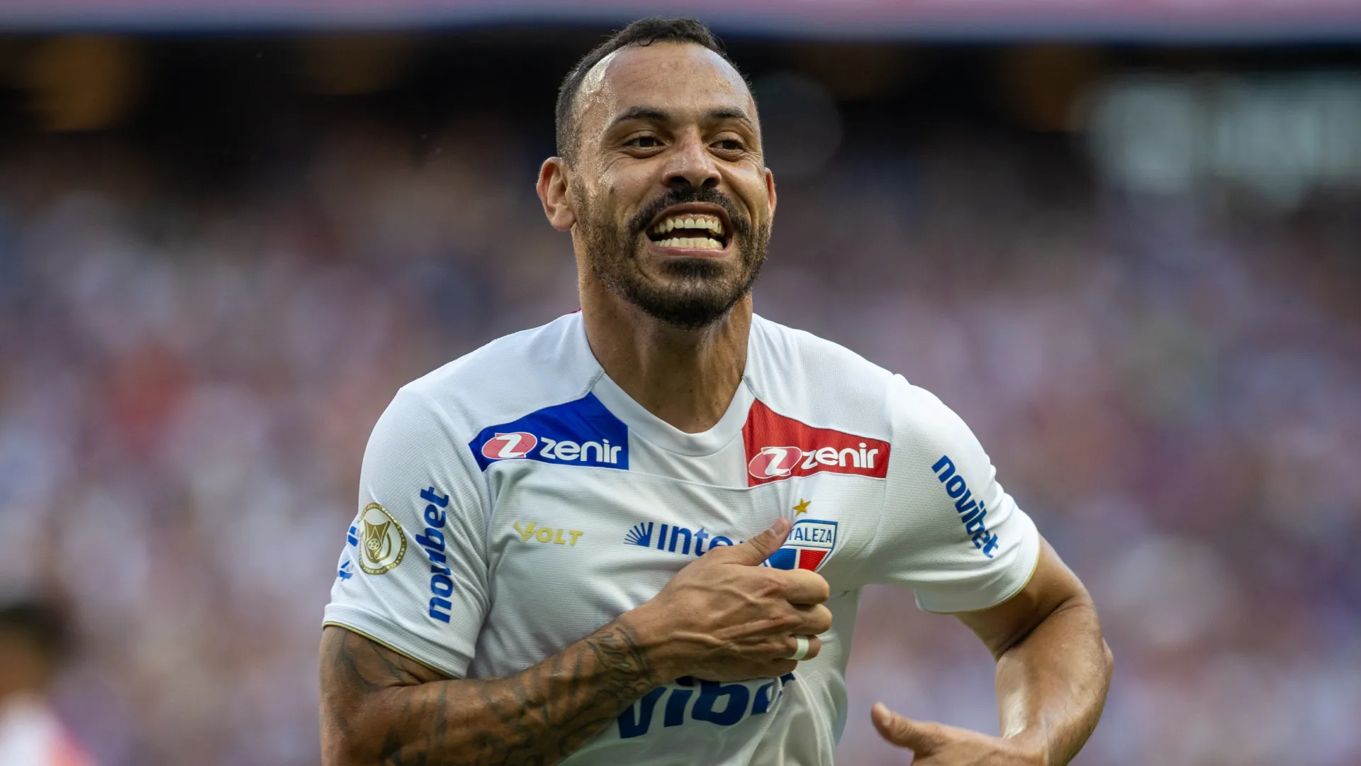 Moisés brilhou no Fortaleza nas últimas temporadas – Foto: Baggio Rodrigues/AGIF