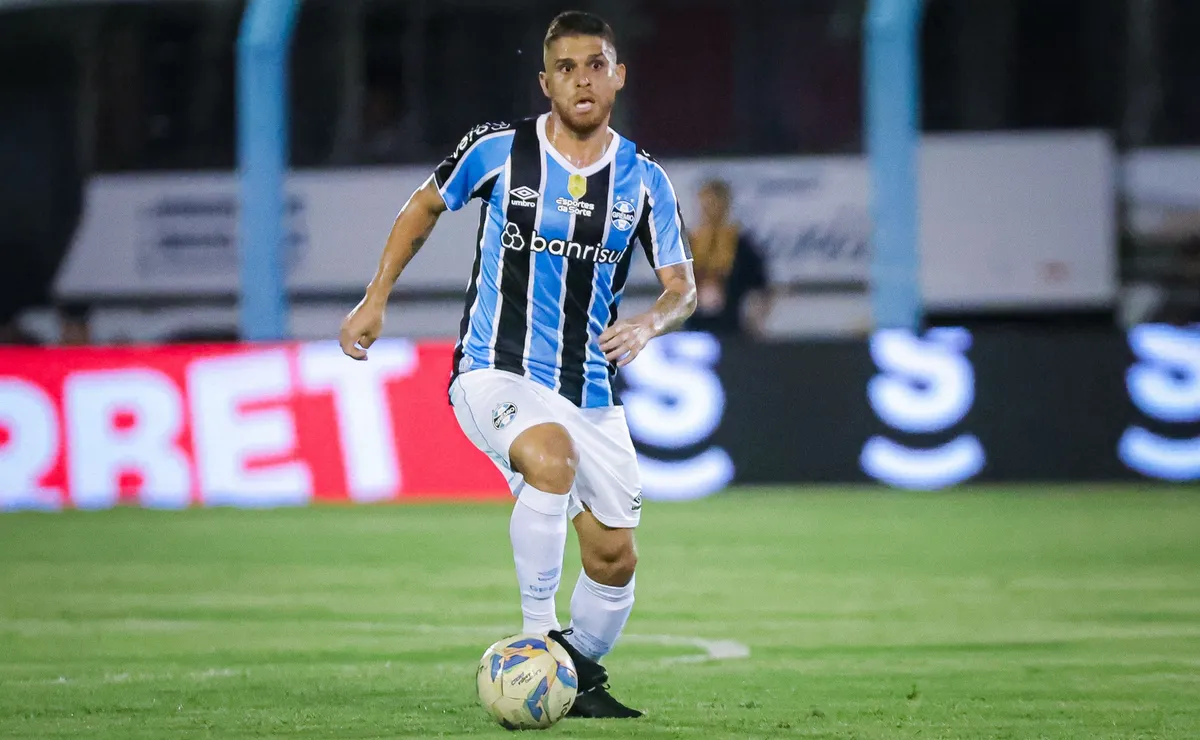 Cuéllar: A Frustração que Marca a História do Grêmio na Visão de Alex Bagé