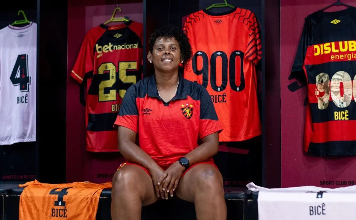 Obrigado, Bicê: Sport homenageia lenda do futebol feminino na despedida dos gramados