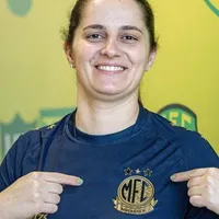 Carine quer identidade forte no Mirassol feminino