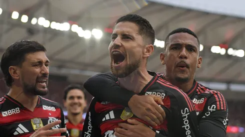 Jorginho está recuperado de lesão na coxa e vai para jogo contra Lanús pela Recopa