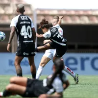 Corinthians avança na tabela do Brasileirão