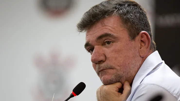 Coletiva de Imprensa do Corinthians - Presidente Andres Sanchez do Corinthians durante coletiva de imprensa antes do treino da equipe no CT Joaquim Grava Foto: Daniel Vorley/AGIF