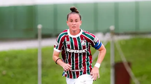 Gislaine celebra marca histórica no futebol feminino – Foto: Marina Garcia/Fluminense