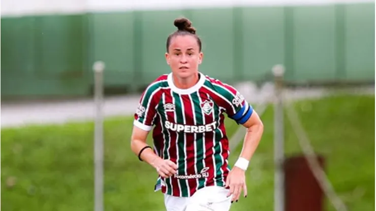 Gislaine celebra marca histórica no futebol feminino - Foto: Marina Garcia/Fluminense