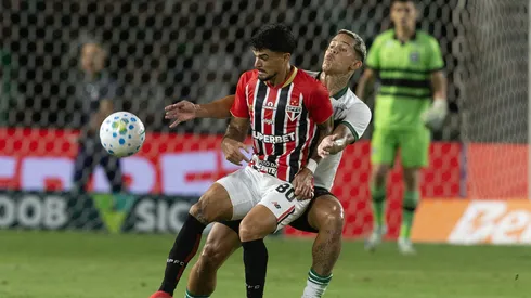 Meia Cauly, recém-contratado pelo SPFC, foi o grande destaque em vitória sobre o Coritiba