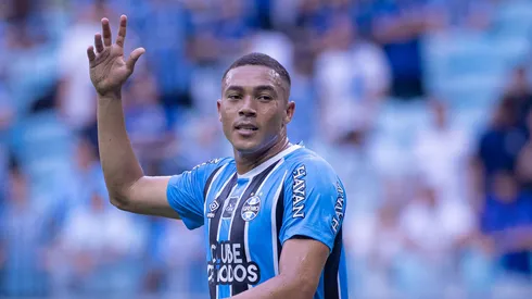Carlos Vinícius jogador do Grêmio. Foto: Maxi Franzoi/AGIF