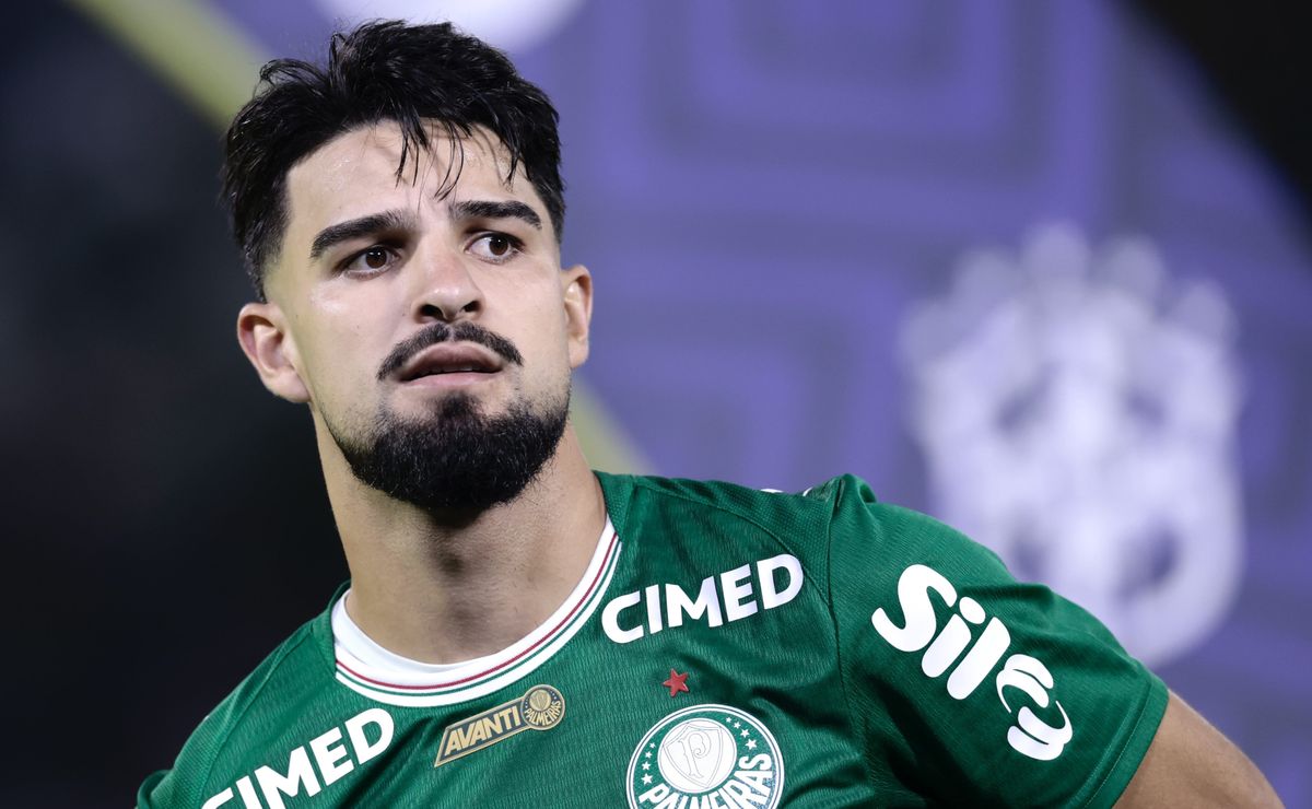 Torcida do Palmeiras critica Flaco López após gol do Fluminense pelo Brasileirão