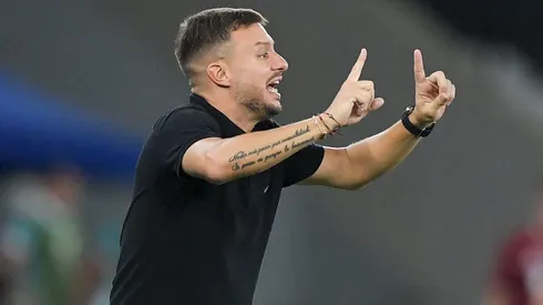 Botafogo de Anselmí controlou o meio-campo diante do Nacional Potosí Foto: Thiago Ribeiro/AGIF