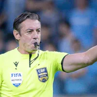 Rapahel Claus acertou em decisões de Grêmio x Atlético, analisa PC