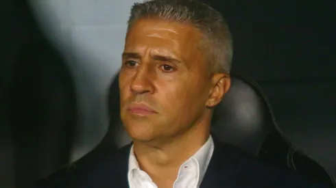 Hernan Crespo, técnico do São Paulo durante partida contra o Coritiba no estadio Couto Pereira pelo campeonato Brasileiro A 2026. Foto: Gabriel Machado/AGIF