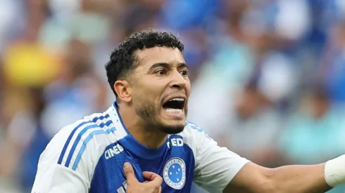 – William, jogador do Cruzeiro.