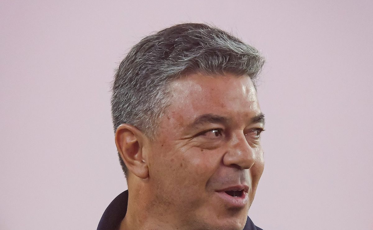 Pedrinho decide assinar com treinador gringo e Gallardo aparece como uma grande opção nos bastidores do Vasco