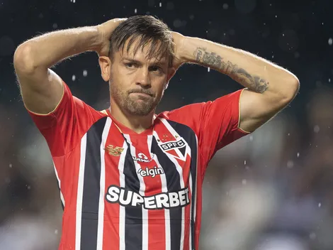 Tolói projeta clássico e nega revanche contra o Palmeiras