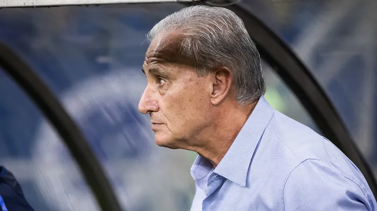 Tite segue pressionado no Cruzeiro