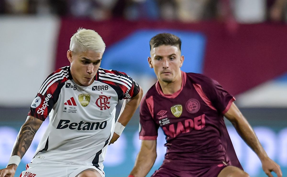 Gustavo Tejera é prestigiado pela Conmebol e escolhido para apitar Flamengo x Lanús, pela Recopa