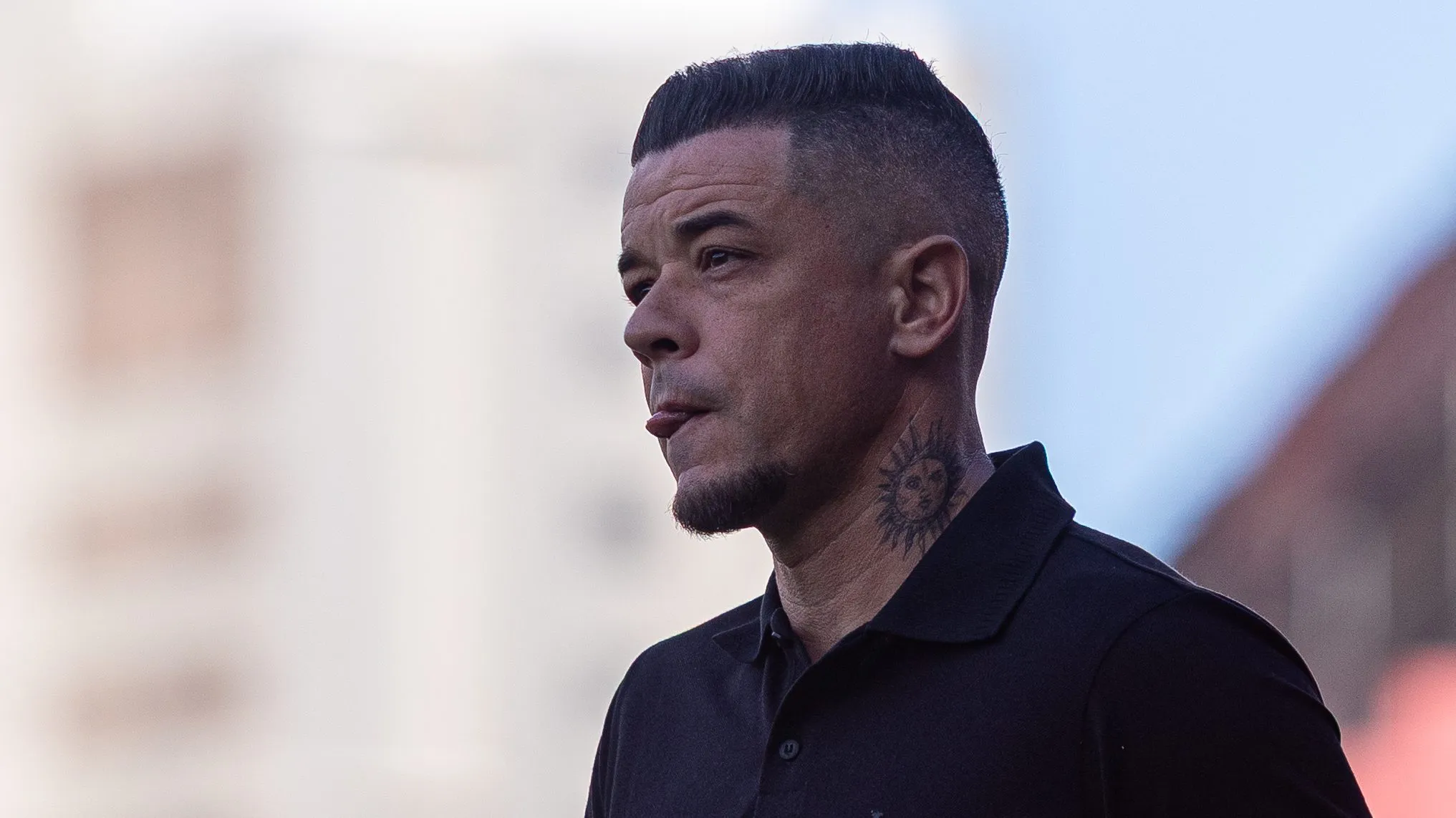 D’Alessandro ex-jogador do Internacional durante partida contra o Sport no estadio Ilha do Retiro pelo campeonato Brasileiro A 2025. Foto: Rafael Vieira/AGIF