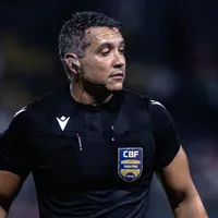 CBF adverte árbitro por saída dupla em Palmeiras X Fluminense