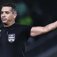 Árbitro acertou ao marcar pênalti cometido por Fábio, diz analista