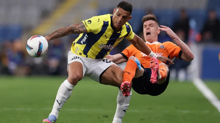 Diego Carlos (E) interessa ao Internacional