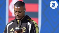 Nico De La Cruz jogador do Flamengo durante chegada da equipe para partida contra o Vitoria no estádio Barradão pelo campeonato Brasileiro A 2026.