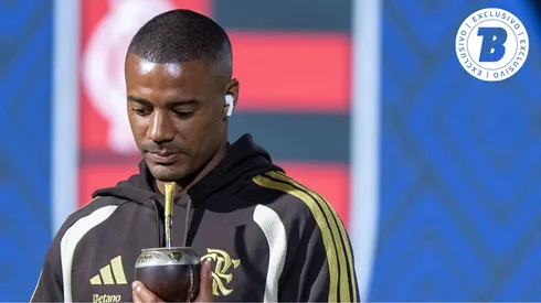 Nico De La Cruz jogador do Flamengo durante chegada da equipe para partida contra o Vitoria no estádio Barradão pelo campeonato Brasileiro A 2026.